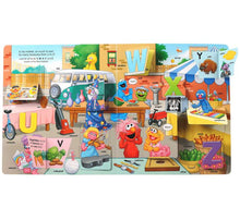Load image into Gallery viewer, Sesame Street: Elmo's ABC Lift-the-Flap by: Board Books; 10 pages / English