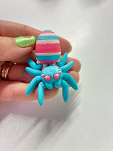 Load image into Gallery viewer, 3D Egg Spider
