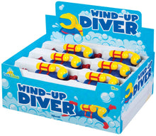 Load image into Gallery viewer, Tub Time - 7.5" Wind Up Diver, Bath, Pool, Beach

