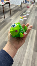 Load image into Gallery viewer, Wind-up Fish
