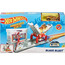 Load image into Gallery viewer, Mattel Hot Wheels Fold Out Playset
