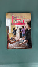 Load image into Gallery viewer, The Yellow House Mystery (The Boxcar Children, No. 3)
