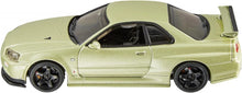 Load image into Gallery viewer, Hotwheels Premium : Nissan Skyline GT-R (1:43)
